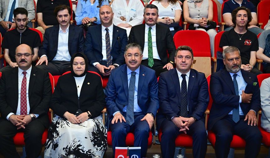 Vali Yılmaz: Gençlerin Sesi Bilimle Geleceğe Yön Veriyor