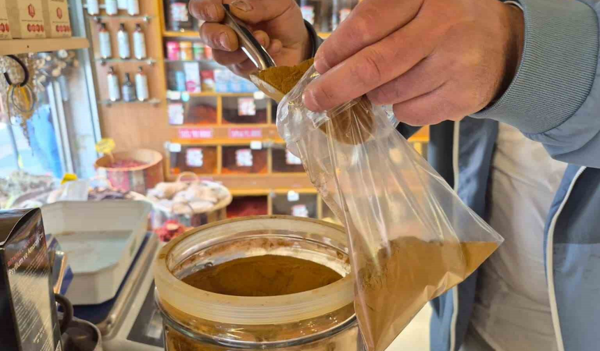 Aktardan Kene Uyarısı: Tarçın Ve Doğal Yağlar Önerildi
