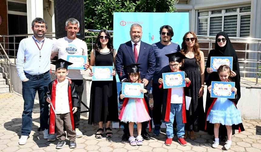 Anadolu'da Engelleri Aşan Mezuniyet Coşkusu