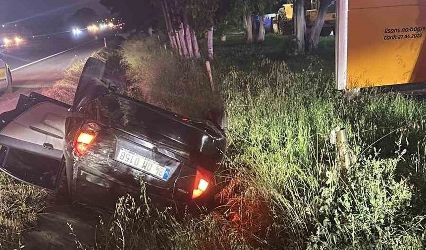 Ankara-Eskişehir Yolunda Kaza: Otomobil Devrildi