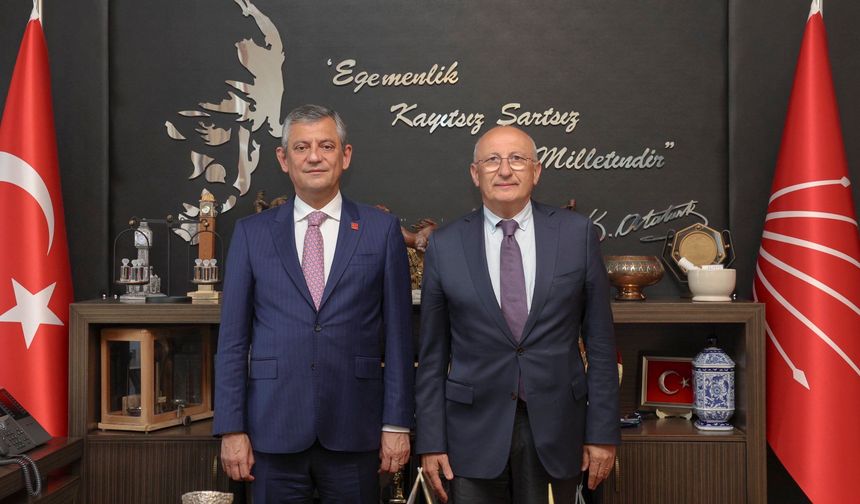 CHP’de Kurultay Çağrılarına Bir Destek Daha Geldi