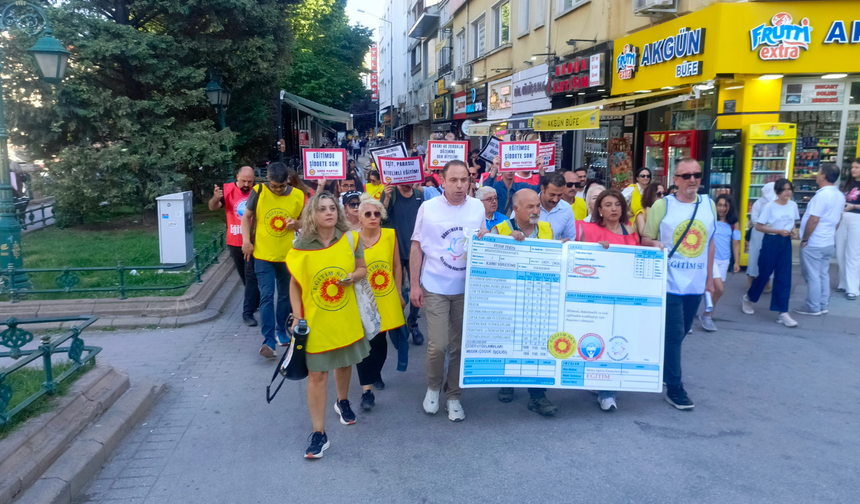 Öğretmenlerden Ortak Çağrı: "Taban Maaş ve Güvenceli Çalışma Hakkı Sağlansın"
