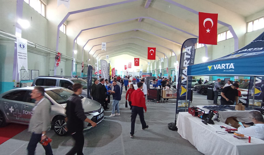 Eskişehir’de 3. Otomotiv Fuarı Açıldı