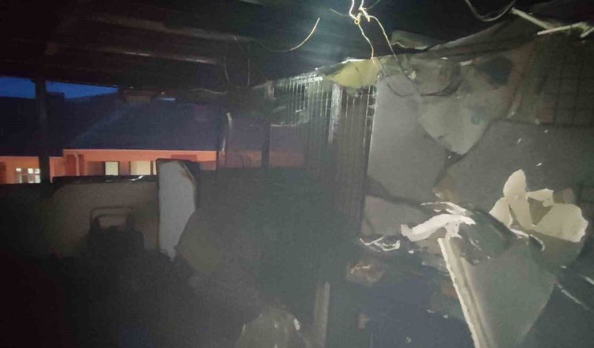 Eskişehir'de apartman terasında yangın paniği
