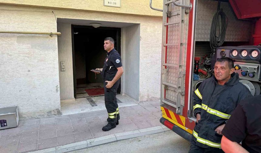 Eskişehir’de Apartman Yangını: 2 Kişi Hastanelik Oldu