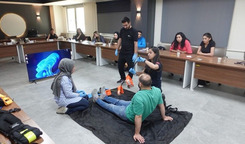 Eskişehir’de Sağlıkçılara Travma Eğitimi Tamamlandı