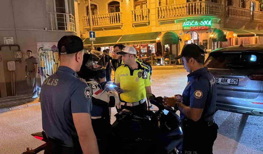Eskişehir'in O Sokağında Binlerce Lira Ceza Kesildi