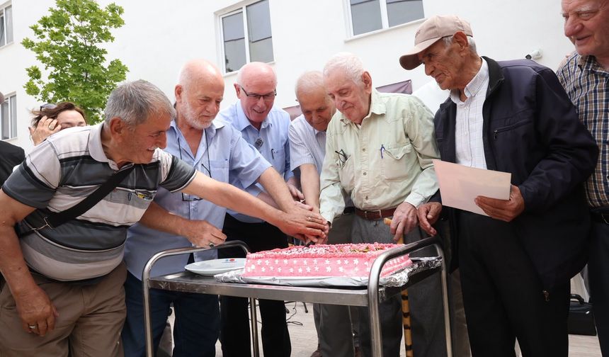 Odunpazarı'nda Babalar Günü'nde Koca Çınarlar Buluştu