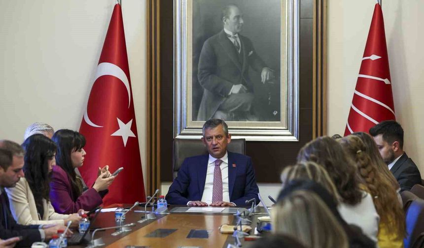 Özgür Özel'den "Yeni Parti" İddialarına Cevap
