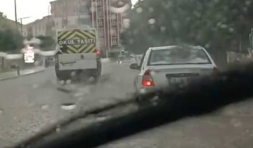 Sivrihisar’da Sağanak Yağış Hayatı Olumsuz Etkiledi