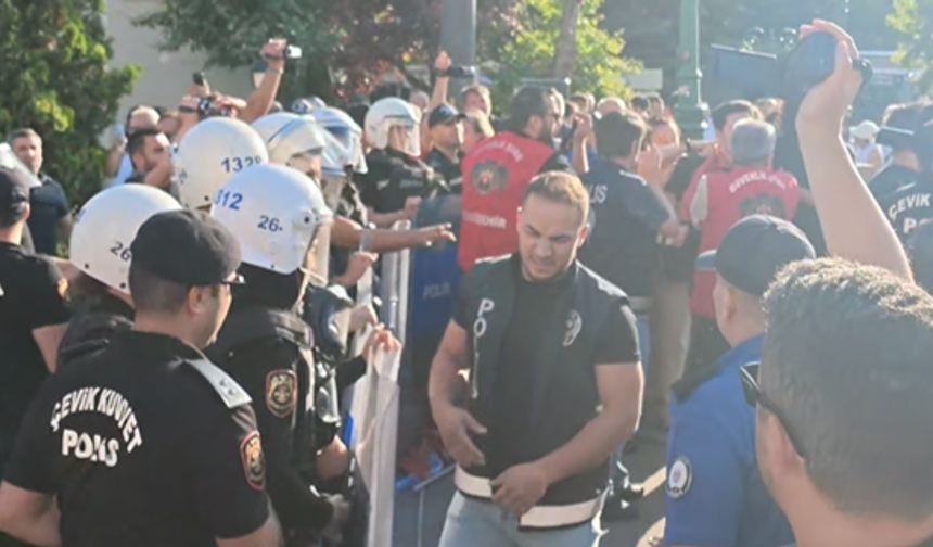 Eskişehir'de NATO Protestosuna Polis Müdahalesi: 35 Gözaltı