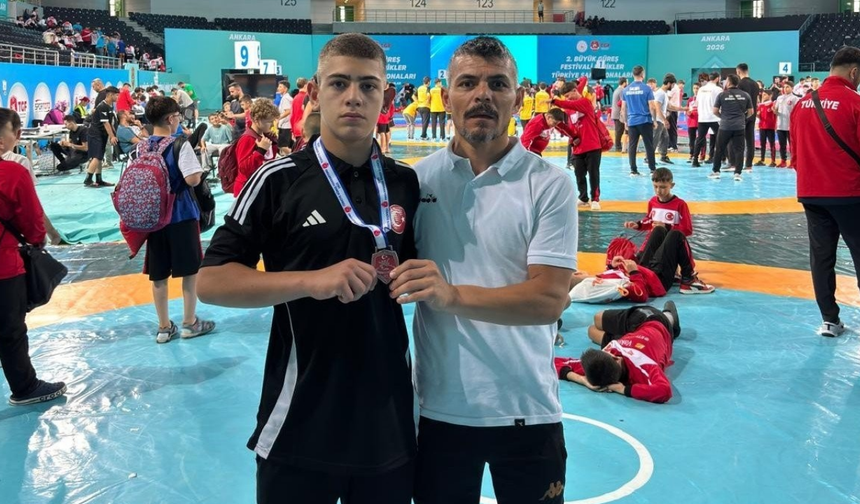 Eskişehirli Sporcular Türkiye Şampiyonası'ndan Madalyayla Döndü