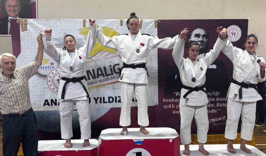 Eskişehirli Tuana Kambur Judo Şampiyonu Oldu