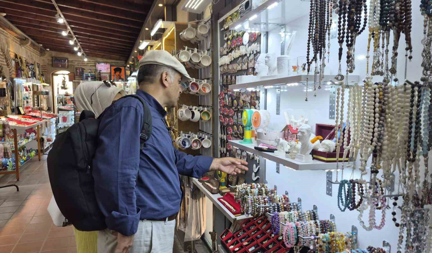 Kurşunlu Külliyesi'nde Lüle Taşına Yoğun İlgi