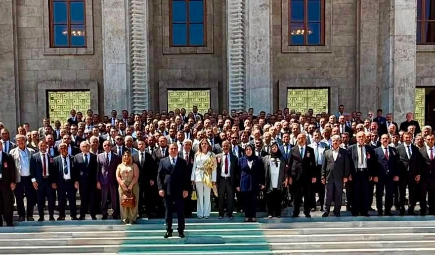 MHP Eskişehir Teşkilatı TBMM Grup Toplantısına Katıldı