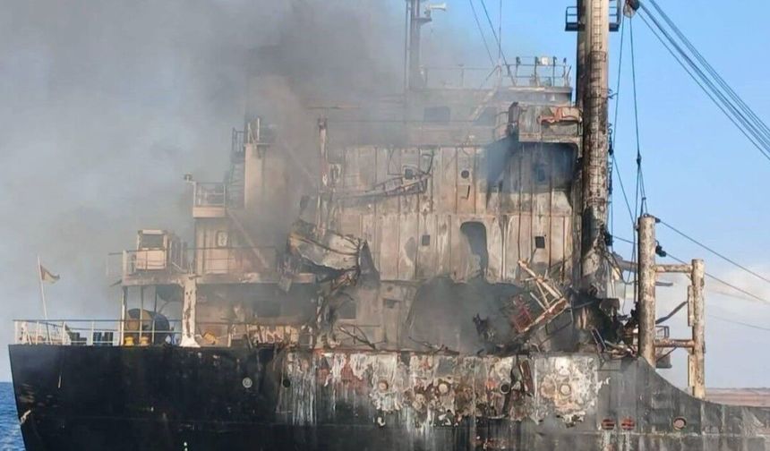 Rusya Karadeniz'de Yük Gemisini Vurdu: 5 Kişi Hayatını Kaybetti