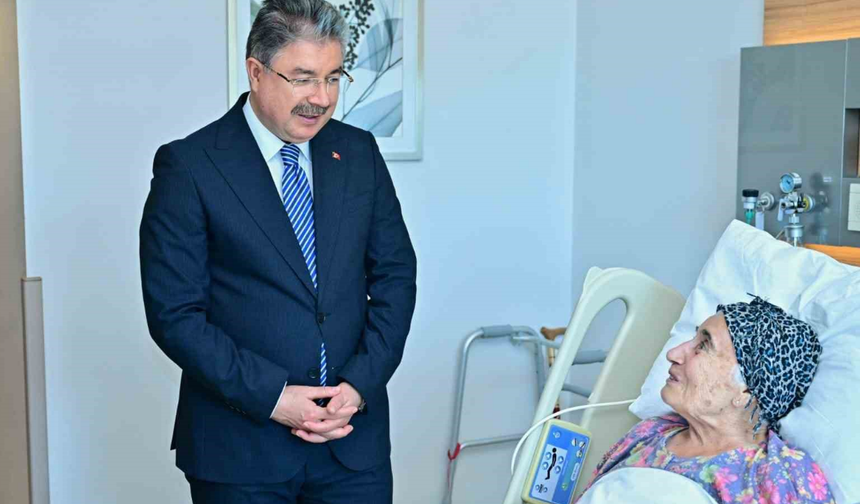 Vali Erdinç Yılmaz'dan Şehit Annesine Ziyaret