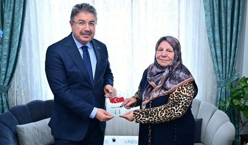Vali Yılmaz Merhum Gazi Ailesini Yalnız Bırakmadı