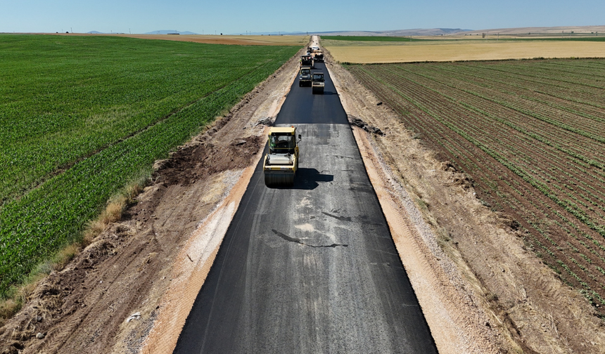 Yenikent-Yazıdere Yolu Baştan Sona Yenileniyor