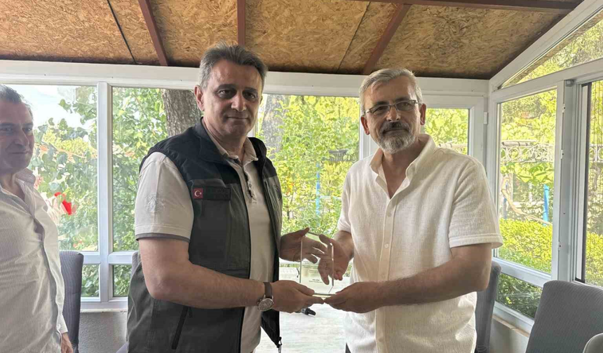 Kızılinler’in Yangın Gönüllülerine Teşekkür Plaketi