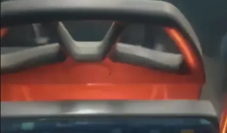 Odunpazarı’nda seferdeki belediye otobüsü alev aldı