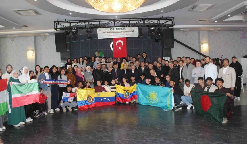 ES-UDER’den Kültürlerarası Buluşma: 55 Ülke Tek Sofrada