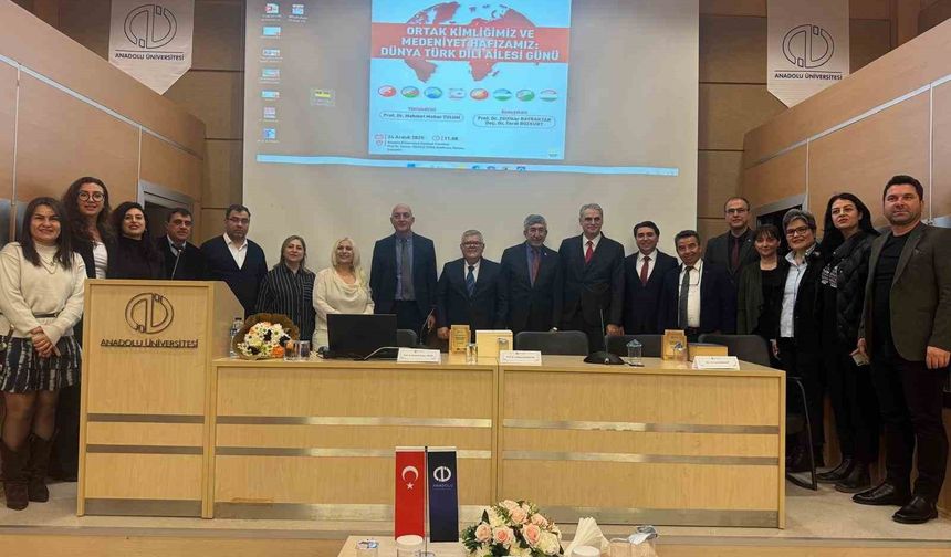 Eskişehir’de “Ortak Kimliğimiz ve Medeniyet Hafızamız” Programı Yoğun İlgi Gördü