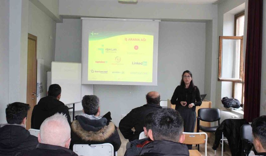 Eskişehir’de Yükümlülere Yönelik İş Arama ve Mülakat Teknikleri Semineri