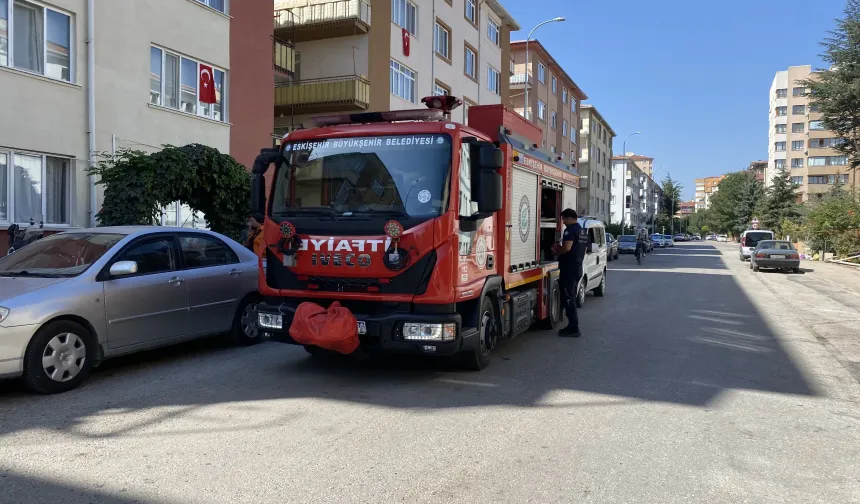 Eskişehir’de Balkonda Alev Alan Piknik Tüpü Yangına Sebep Oldu