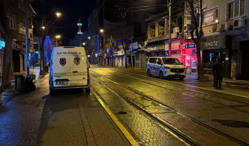 Eskişehir’de Alacak Verecek Kavgasında İşletmede Dehşet Yaşandı