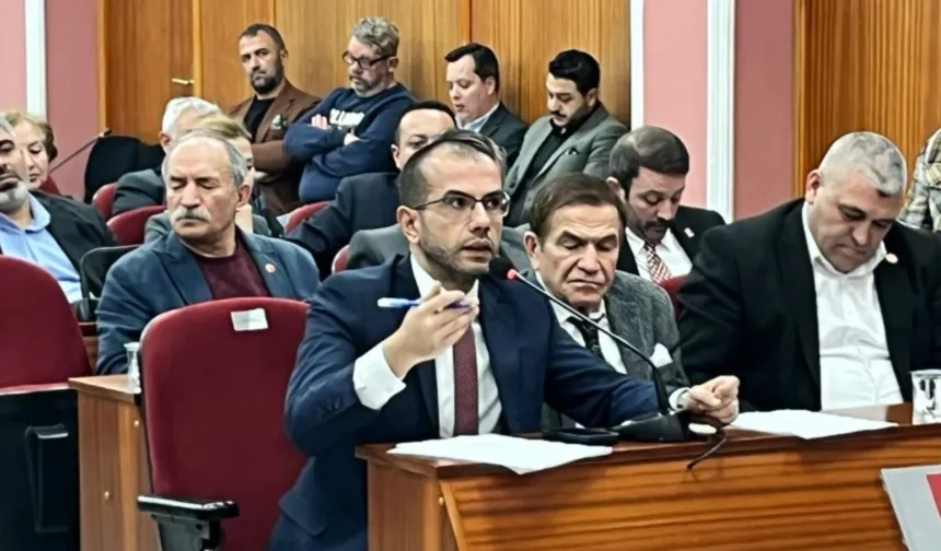 Emre Genç’ten Deprem ve Kamu Kaynakları Eleştirisi: “Laf Değil, Plan Gerek”