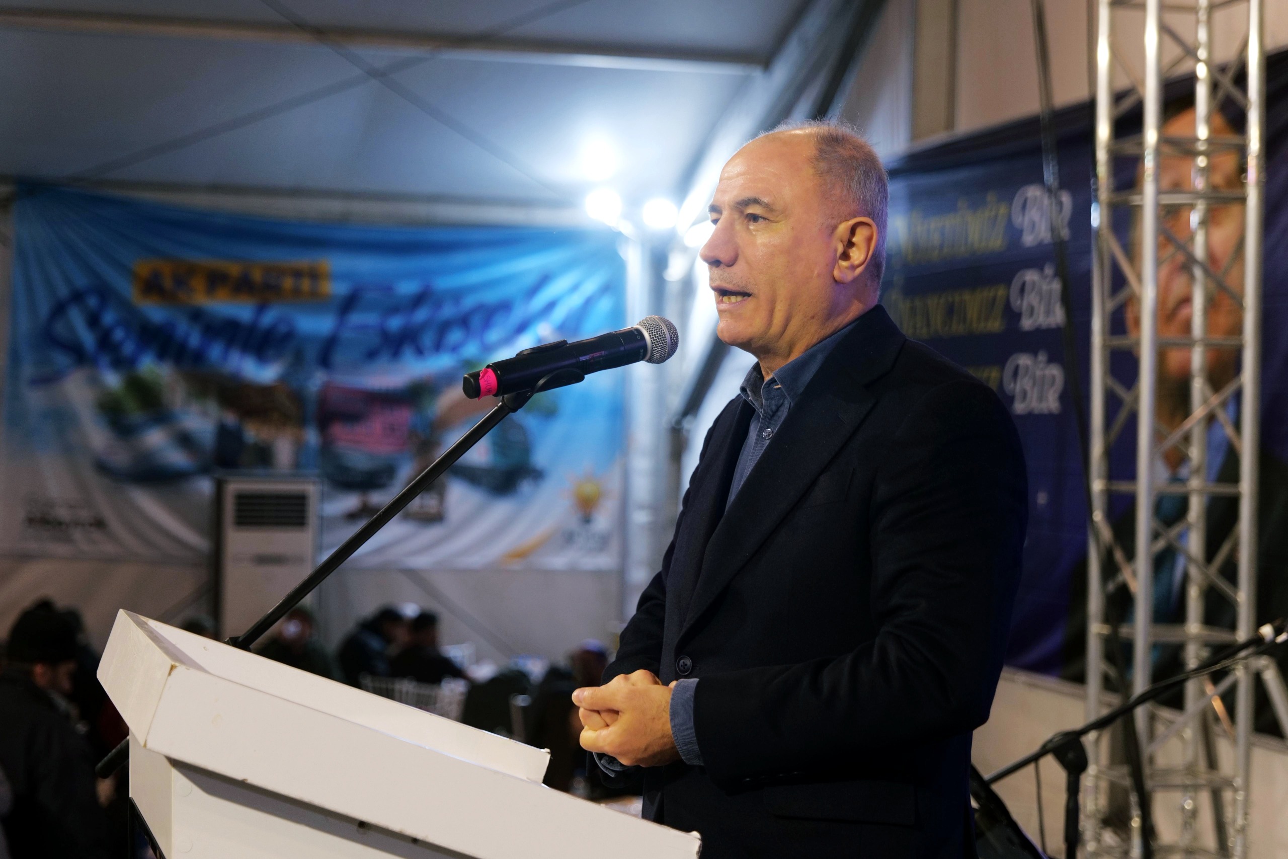 Ak Parti İftar Programına Yoğun Katılım, Çadır Sayısı Artırıldı (1)