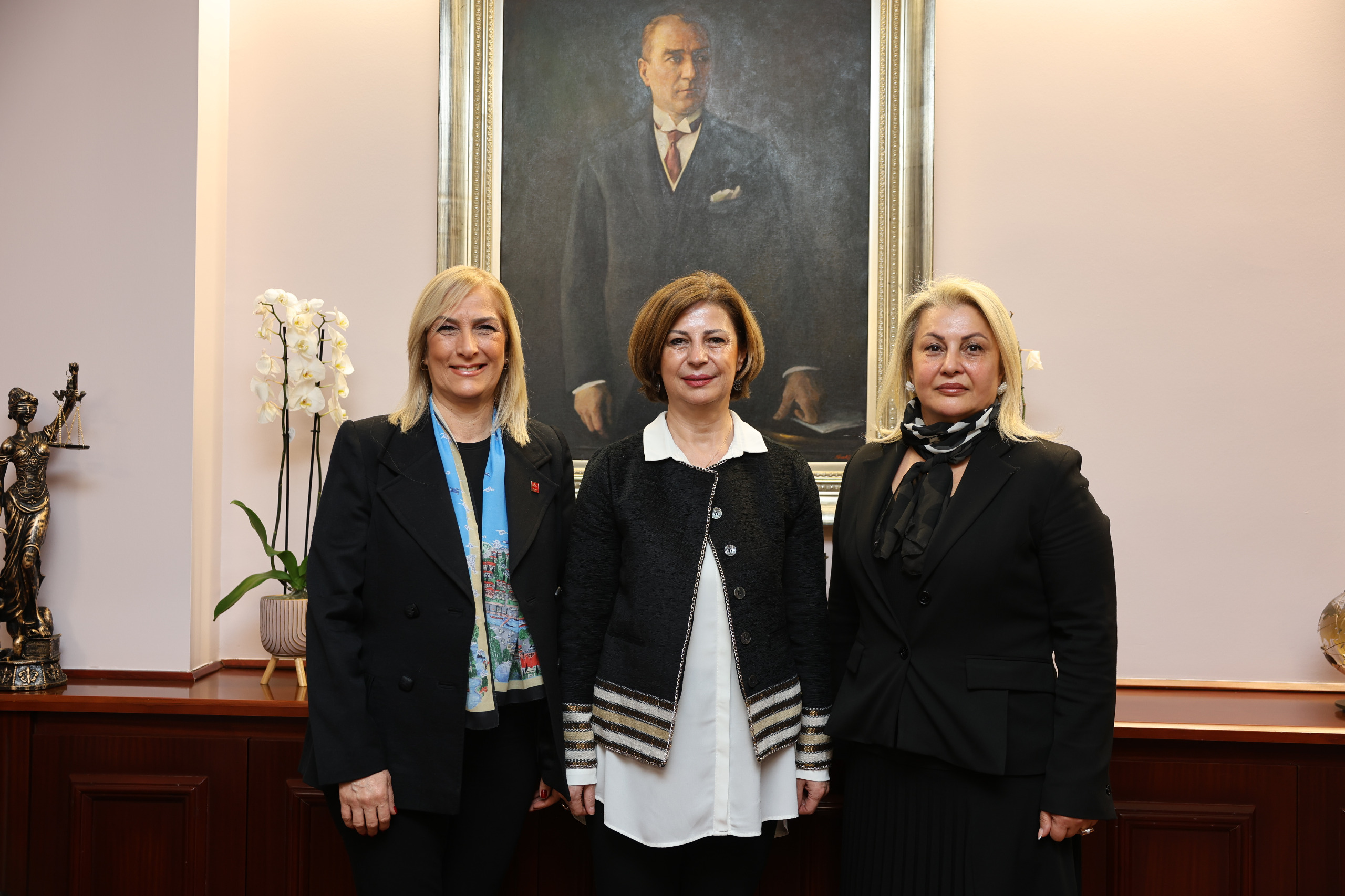 Başkan Ünlüce’ye Chp Heyeti̇nden Zi̇yaret (2)