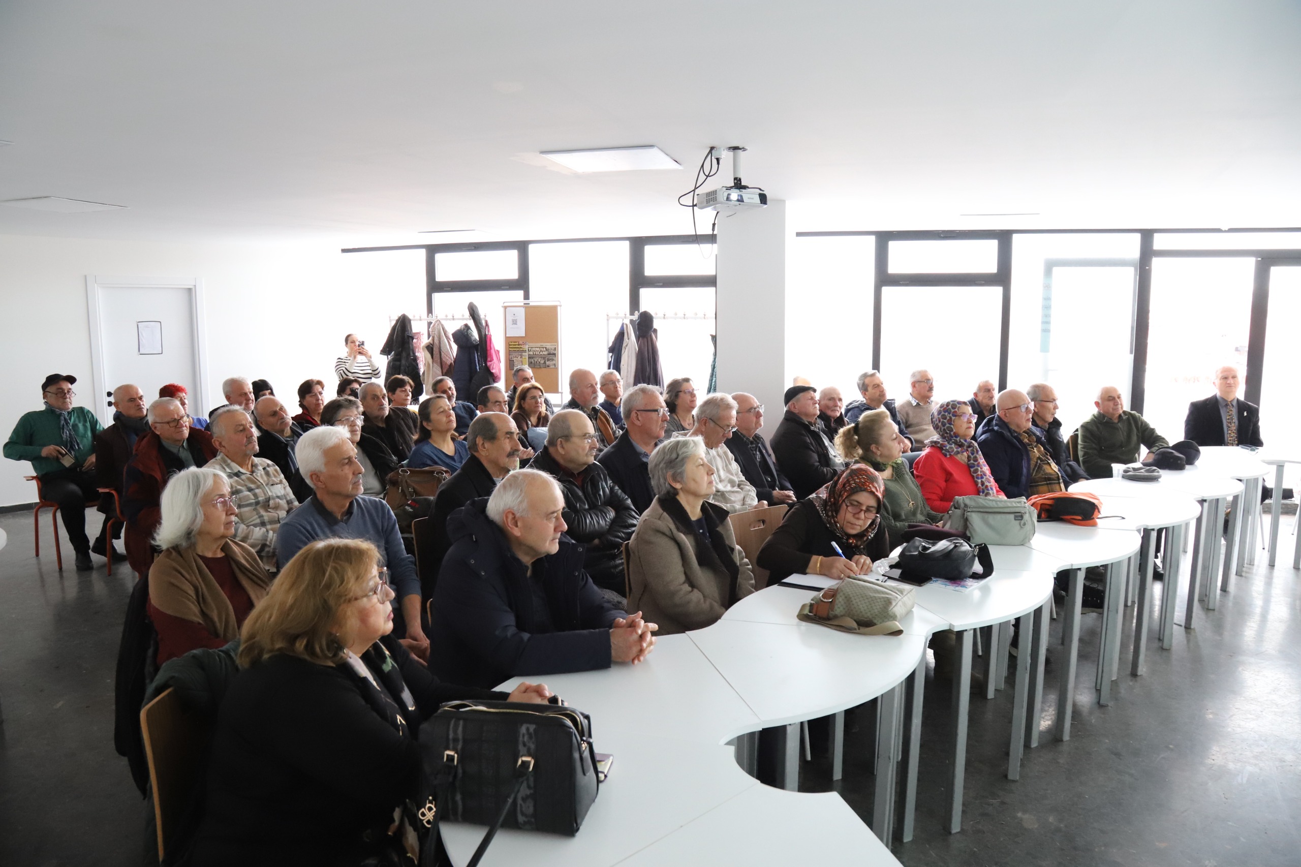 Emek Kafe’de Sağlik Dolu Buluşma (3)