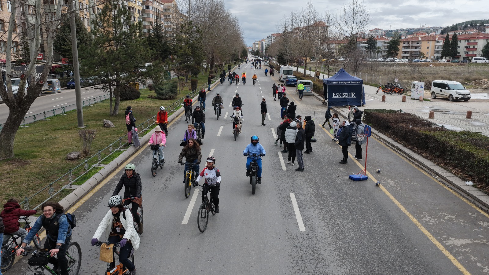 Eskişehir’de Arabasız Pazar İkinci Kez Düzenlendi (1)