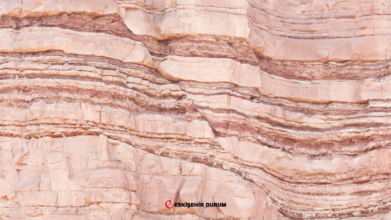 Eskisehirin En Riskli Bolgeleri Zemin Yapisi Ve Fay Hatti (2)