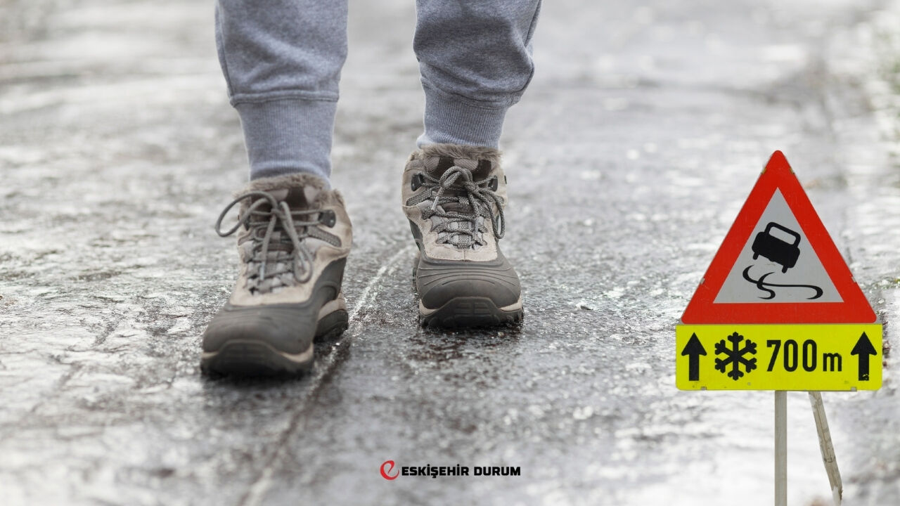Eskisehirli Suruculer Dikkat Bu Yollarda Gizli Buzlanma Var (2)