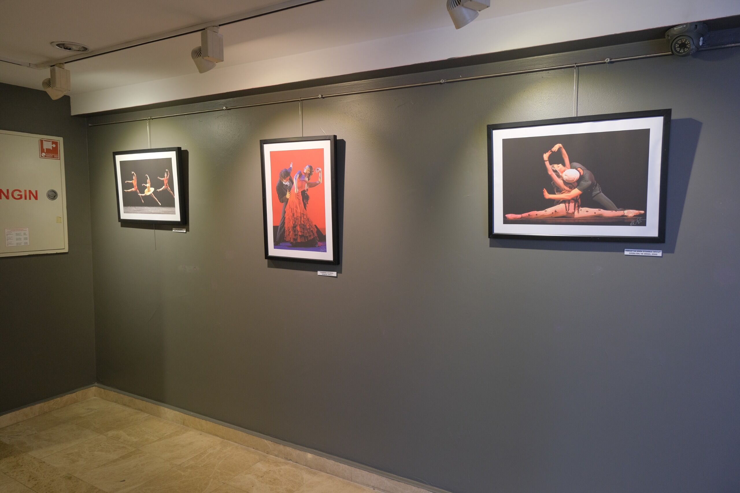 “Fotoğrafin Dansi Dansin Fotoğrafi” Adli Sergi̇ Açildi (4)