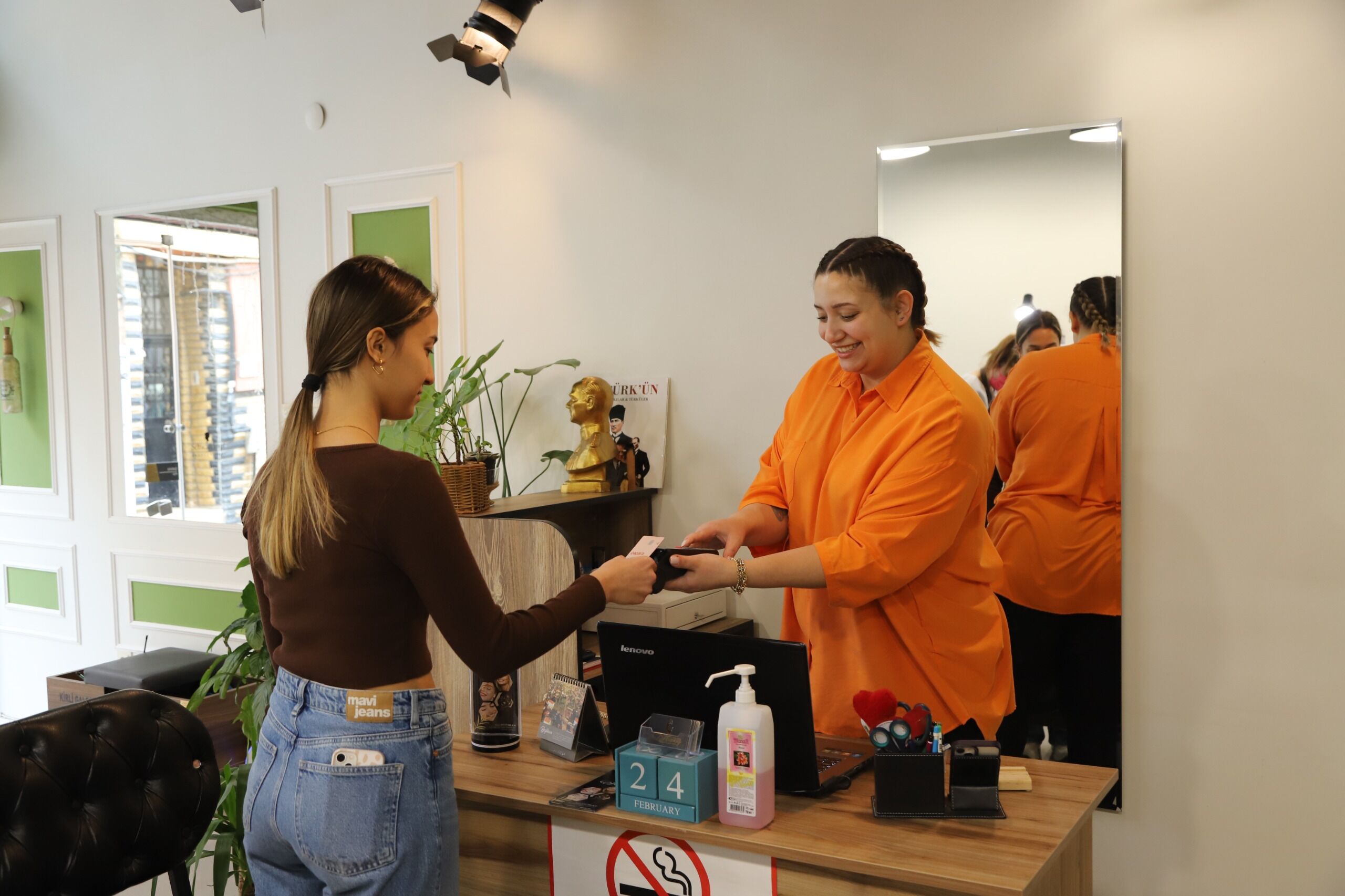 Her Ayin 26’Si Bayram Havasinda Geçi̇yor (1)