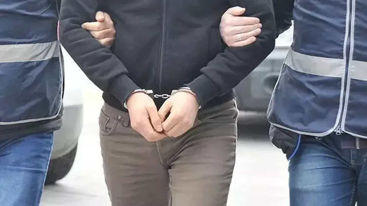 Kertenkele Lakapli Suc Orgutu Lideri Batuhan Tok Kimdir Kocaeligundem