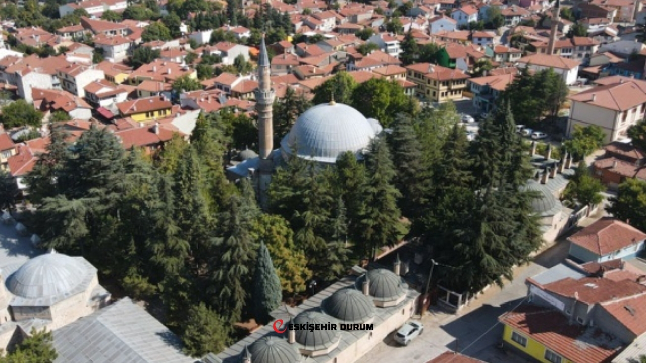 Kurşunlu Camii