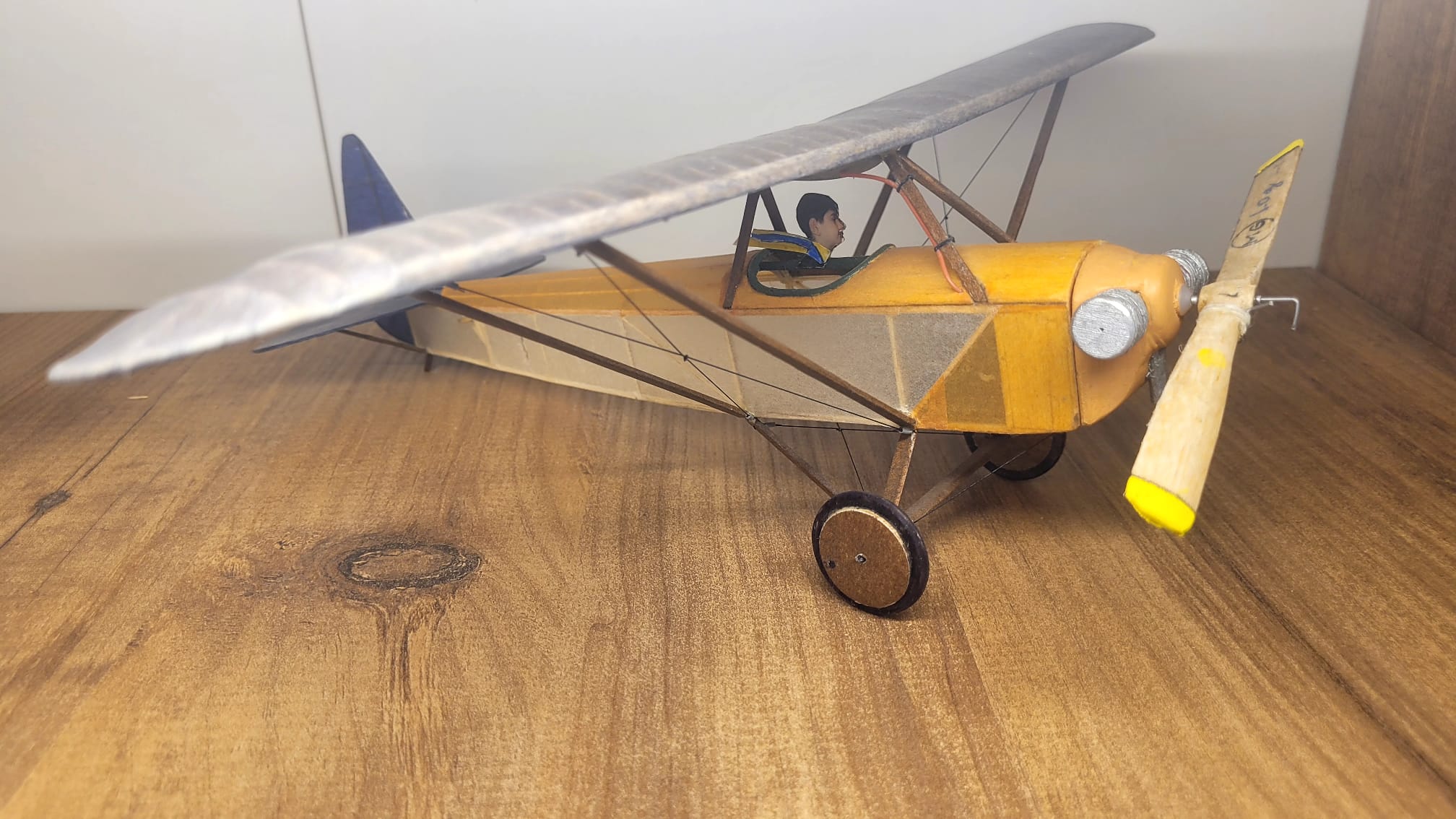 Model Uçak Tutkusu Atölyede Hayat Buldu (6)