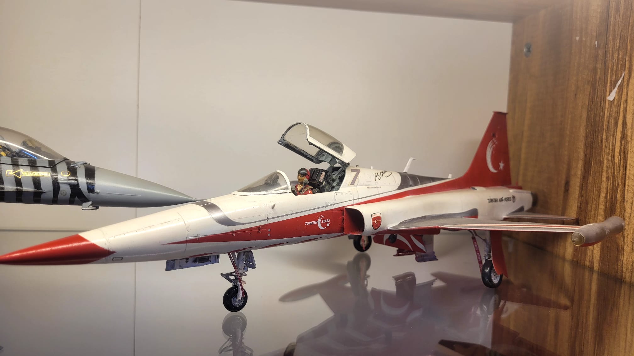 Model Uçak Tutkusu Atölyede Hayat Buldu (8)