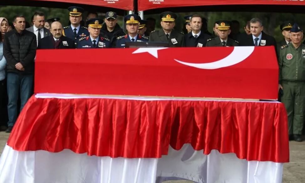 Şehit Pilot Için Balıkesir'de İlk Tören Düzenlendi (1)