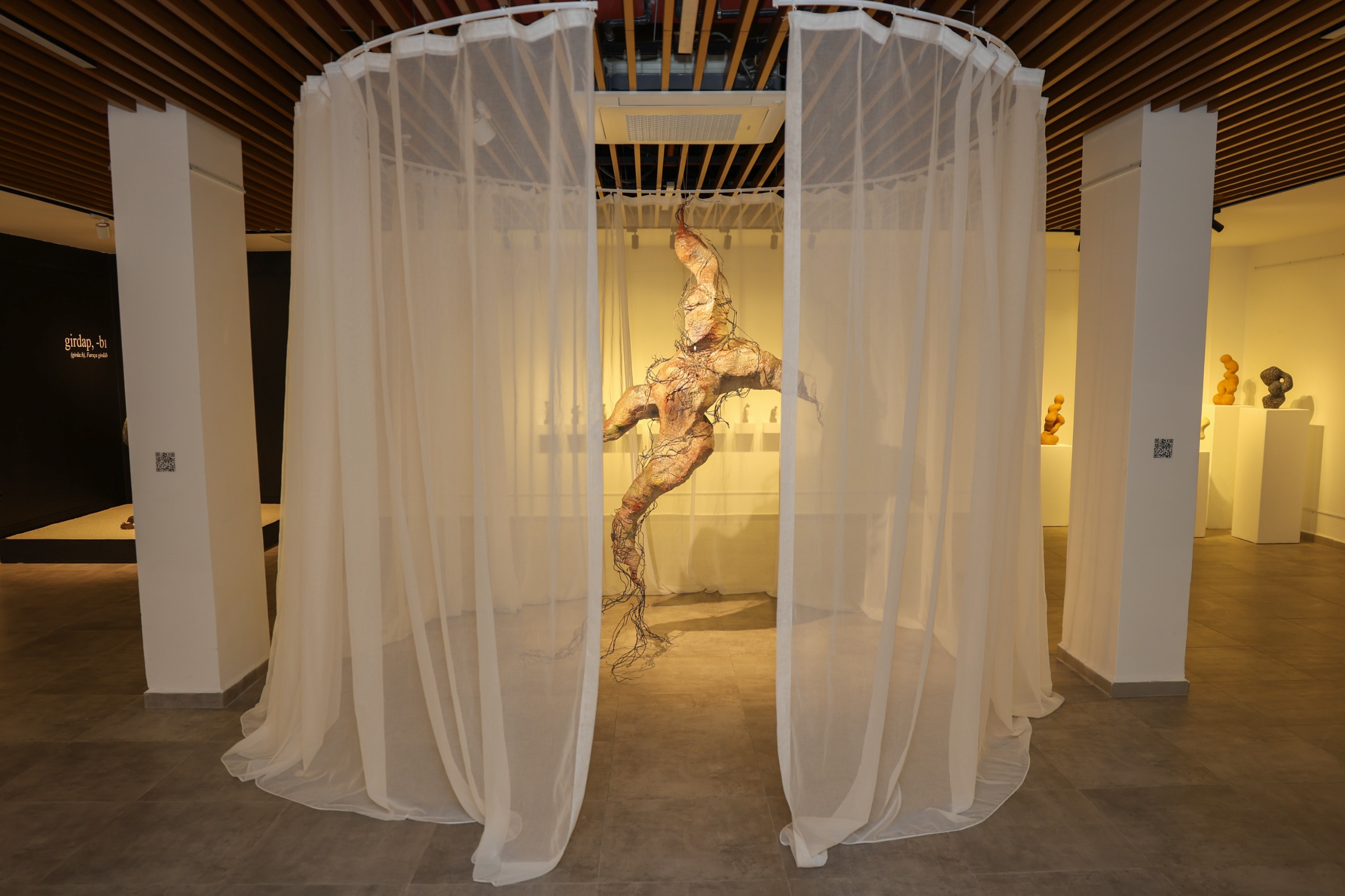 Varinca Ara Serami̇k Sergi̇si̇ Sanat Sokaği’nda (3)