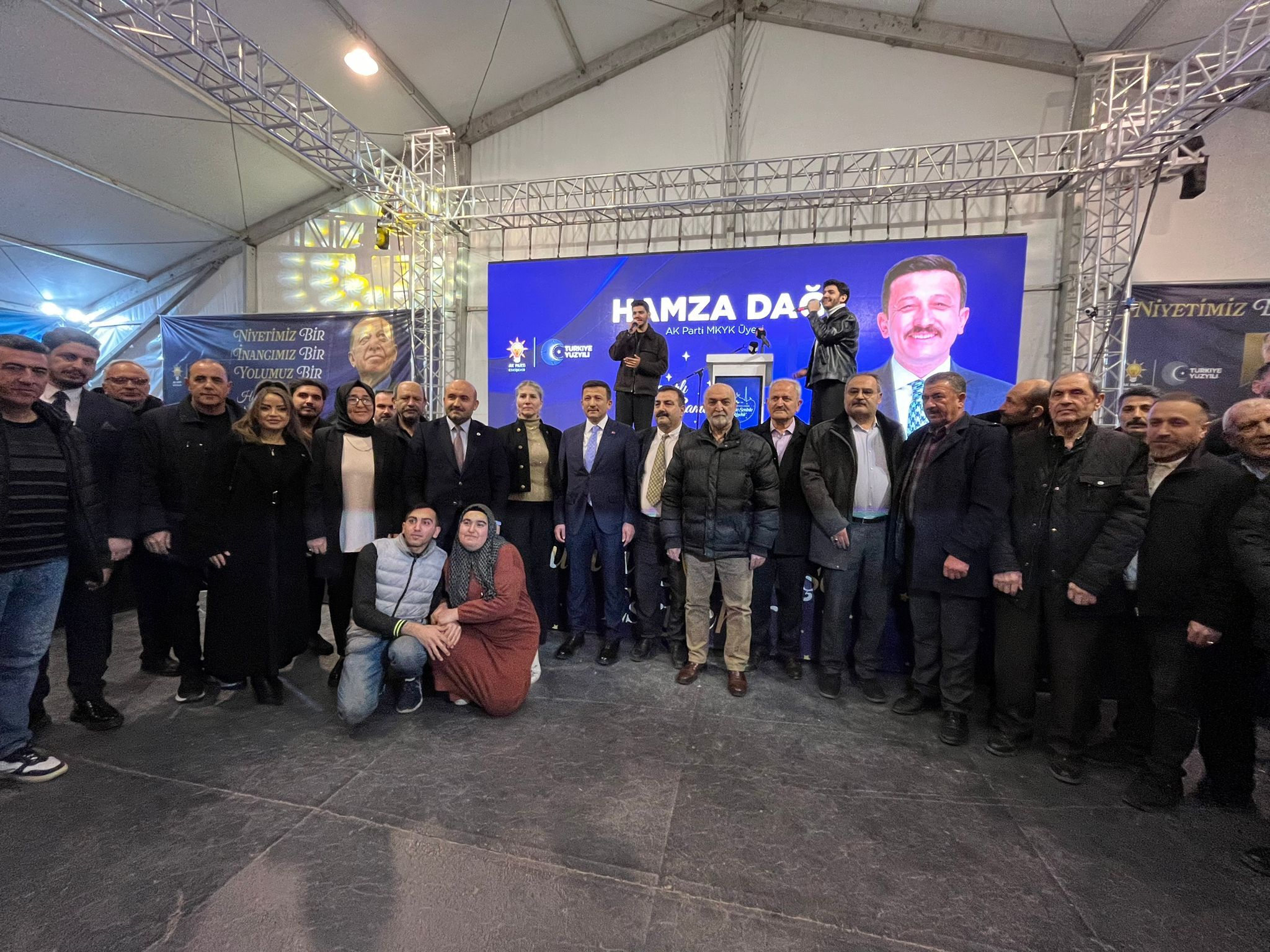 Ak Parti Mkyk Üyesi Hamza Dağ Eskişehir’de İftar Sofrasında Konuştu (2)