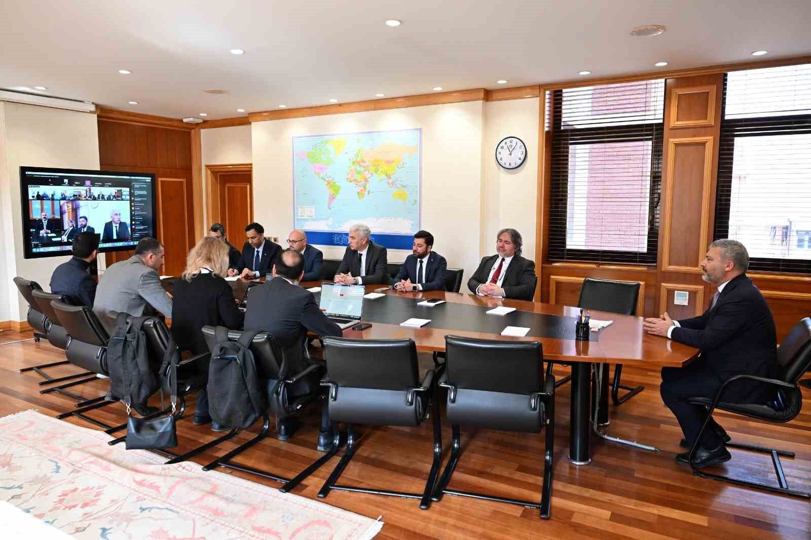 Aöf’de Kalite Elçileri Projesi Öğrencilerle Buluştu