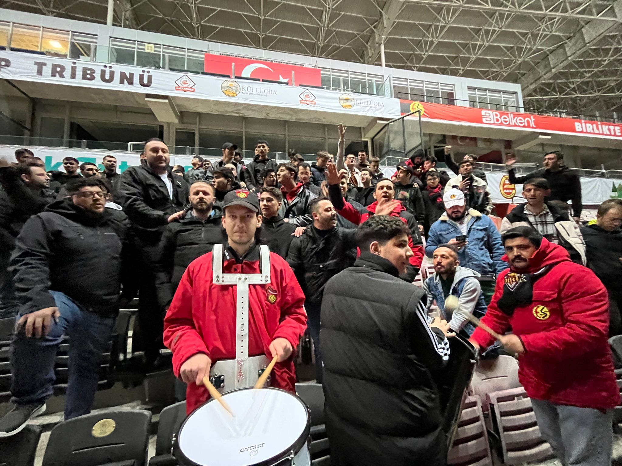 Bando Es Es Yeni Şampiyonluk Marşını İlk Kez Duyurdu (1)-1