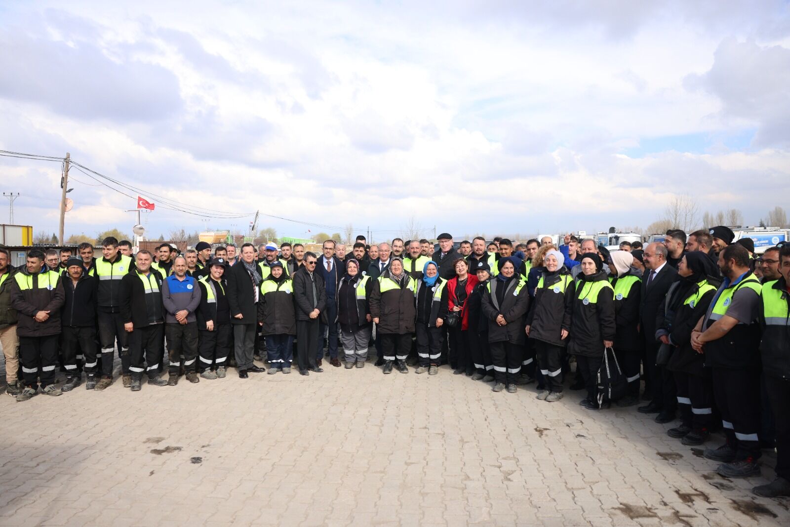 Başkan Kurt’tan Bayram Sonrası Personel Ziyaretleri (6)