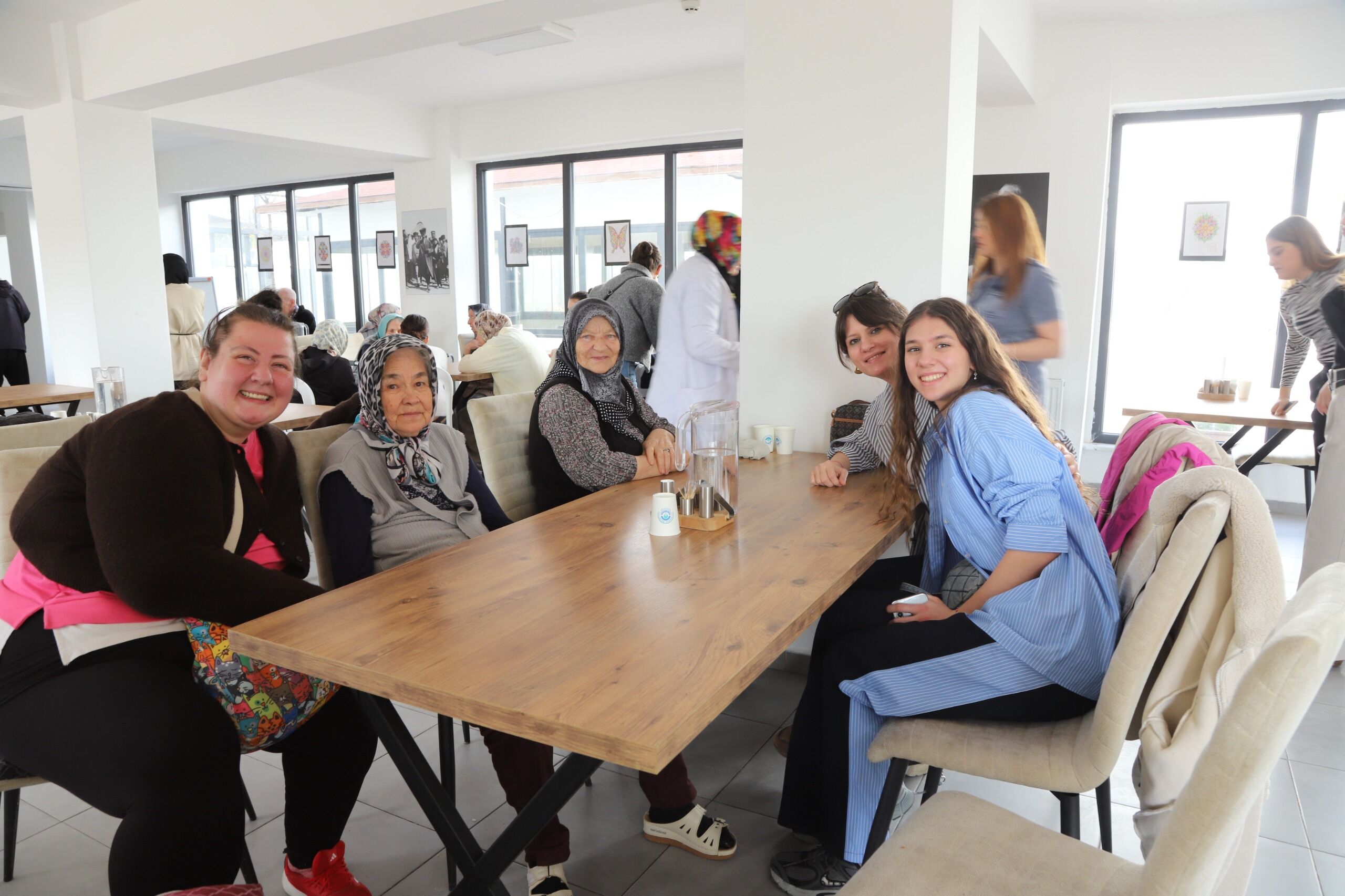 Bayramda Anlamlı Buluşma Nesiller Bir Arada (5)